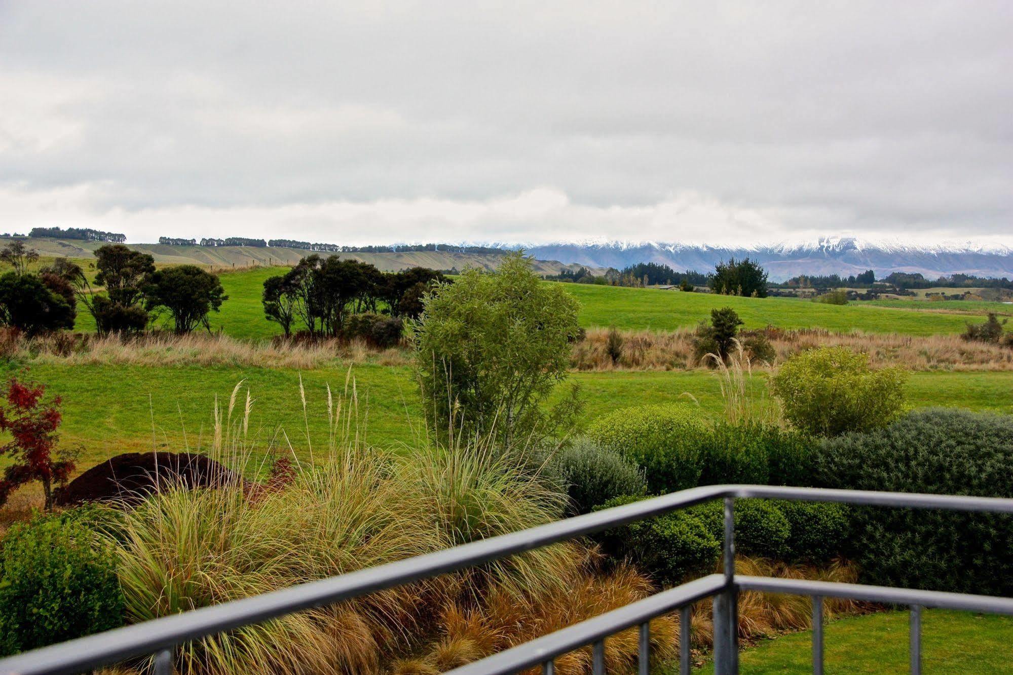 Dock Bay Lodge Te Anau Zewnętrze zdjęcie