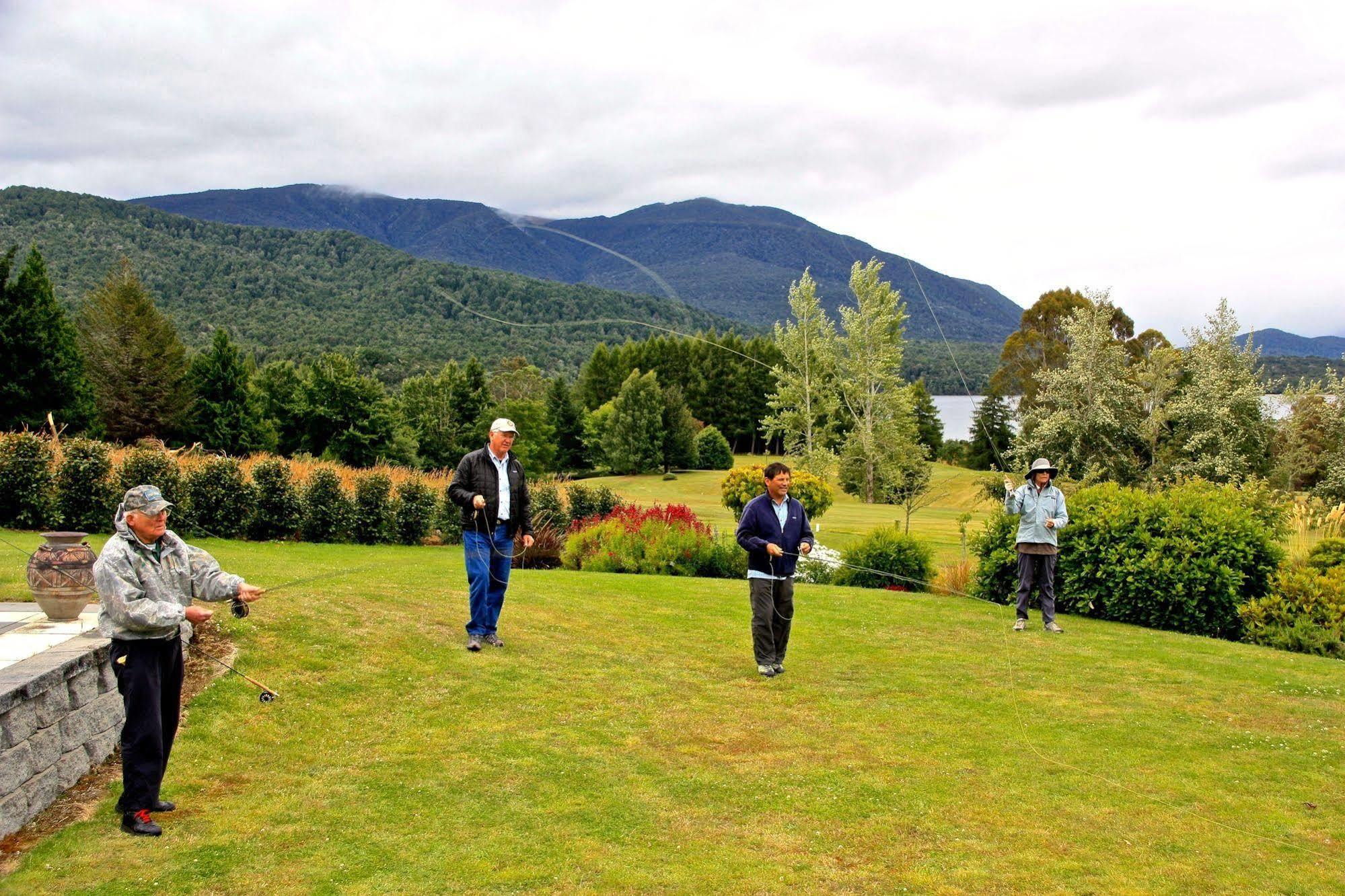 Dock Bay Lodge Te Anau Zewnętrze zdjęcie